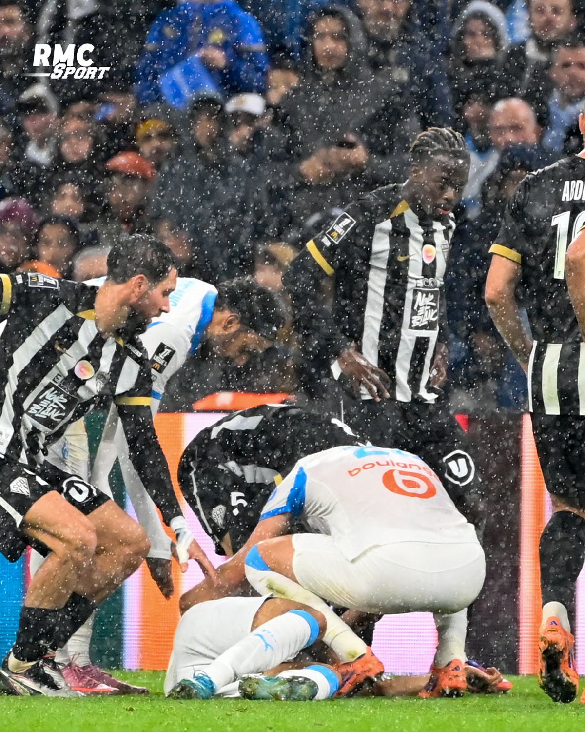 Bilal Nadir s-a prăbușit pe teren în Marseille - Angers