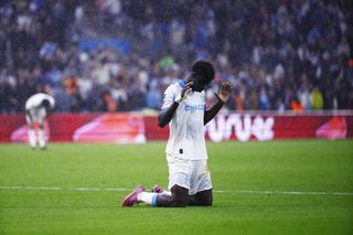 Cine este atacantul de 18 ani care a doborât un record vechi de 75 de ani » PSG și Lyon l-au ratat