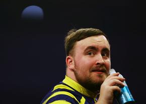 Campionul mondial la darts a ratat un turneu din Wigan, dintr-un motiv neobișnuit: „Înapoi în pat”