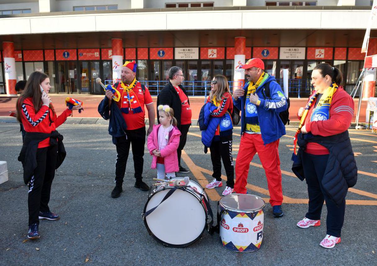 CORESPONDENȚĂ DIN JAPONIA // VIDEO EXCLUSIV Fanii „tricolori” au amenințat că vor boicota partida cu Spania! Cum s-a rezolvat neînțelegerea