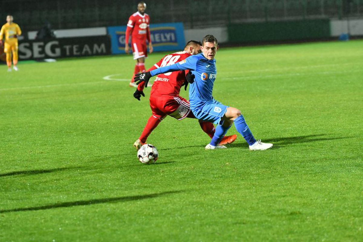 SEPSI - CRAIOVA 1-0 // VIDEO+FOTO » E grozav vedetismul! Craiova exagerat de pretențioasă a lui Pițurcă a arătat ca un star scârbit