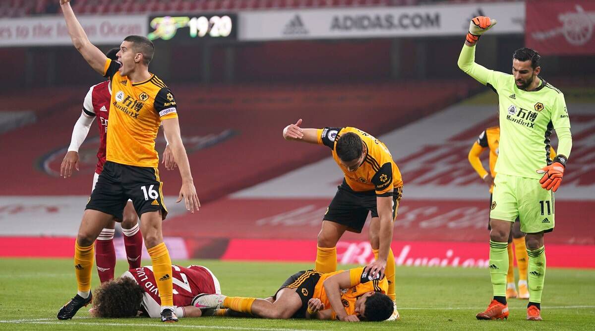 UPDATE Accidentare de coşmar a lui Raul Jimenez: „A fost oribil! Şocant!” » Atacantul lui Wolves, operat