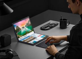 Zenbook 17 Fold OLED (UX9702): un ecran pliabil cum nu ai mai văzut