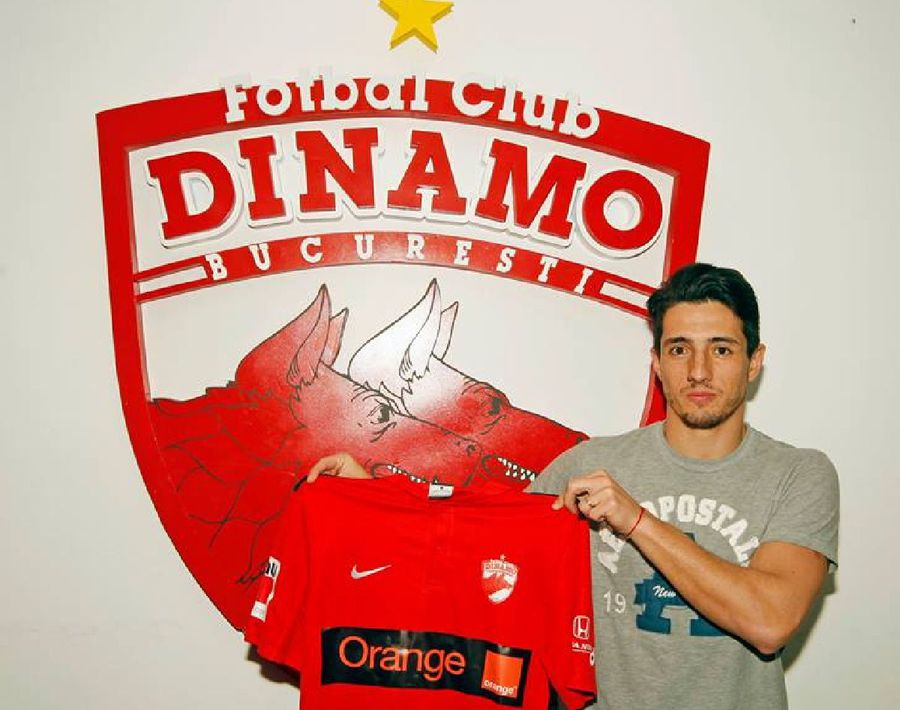 Maximiliano Oliva a ajuns la Dinamo în 2016 / Sursă foto: Octavian Cocoloș Argentinianul cu trofeu câștigat la Dinamo, despre șansele „pumelor” la Mondial: „Trei echipe sunt mai puternice decât noi, dar îl avem pe Messi!” + detaliul care l-a impresionat