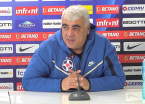 Prima conferință de presă a noului antrenor de la FCSB: „Și dacă mă chema Mourinho, tot apelam la Pintilii” + A recunoscut că „asistă” la antrenamente