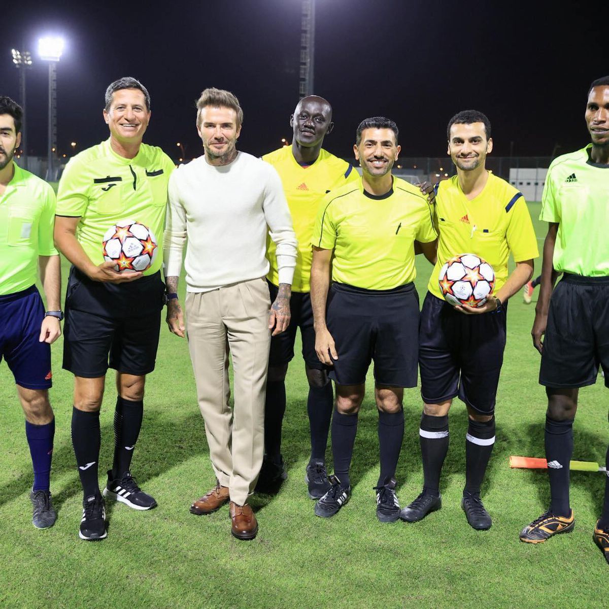 Vasile Niculae, fost portar al Rapidului, trăiește de 24 de ani în Qatar: „Un salariu minim pentru un qatarez e cam de 20.000 de dolari lunar”