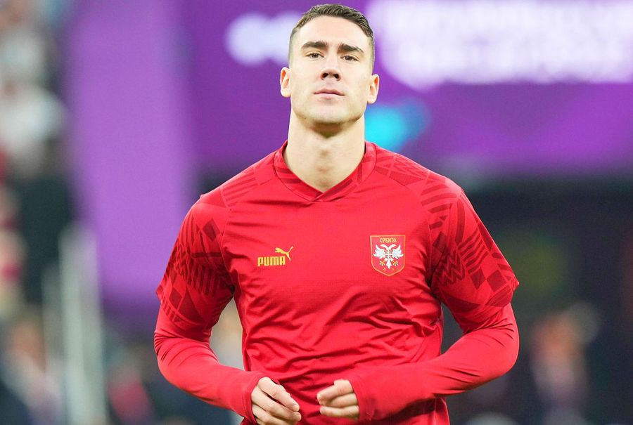 Dusan Vlahovic FOTO: Imago Dusan Vlahovic despre speculațiile că ar avea o aventură cu soția unui coleg: „Îmi pare rău că încep așa o conferință la Mondial!”