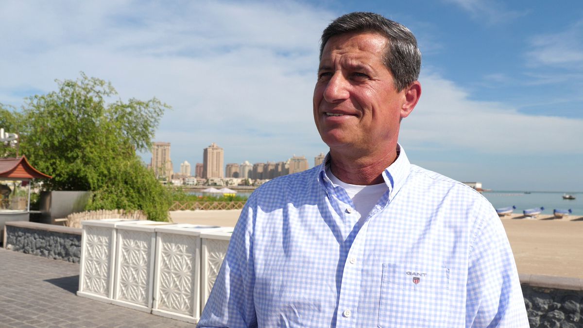 Vasile Niculae, fost portar al Rapidului, trăiește de 24 de ani în Qatar: „Un salariu minim pentru un qatarez e cam de 20.000 de dolari lunar”