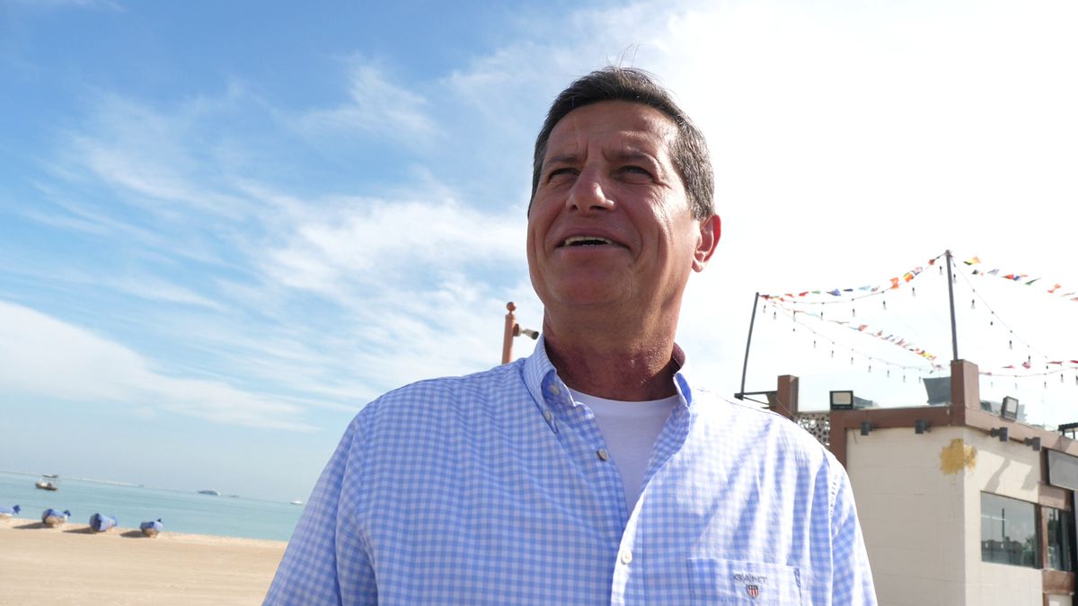 Fostul portar al Rapidului stabilit de 24 de ani în Qatar, despre controversele Mondialului: „Ce vrei? Să umbli în bikini pe stradă?” +„Pe soacră-mea a luat-o ambulanța aici”