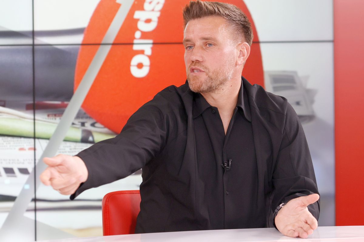 Mihai Pintilii a recunoscut că a primit o ofertă: „Am fost sunat și mi-a propus să vin. I-am spus că trebuie să am o discuție cu MM, pentru că e ca un tată pentru mine. După, mai vedem”