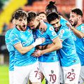 Denis Drăguș a sărbătorit golul alături de coechiperi // foto: Twitter @ Trabzonspor