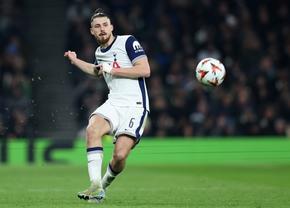 Radu Drăgușin, titular în Tottenham - Manchester United, în sferturile Cupei Ligii Angliei » Gol în minutul 15