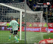 Autogol de necrezut în Dinamo - Sepsi. Cum a putut să lovească mingea!