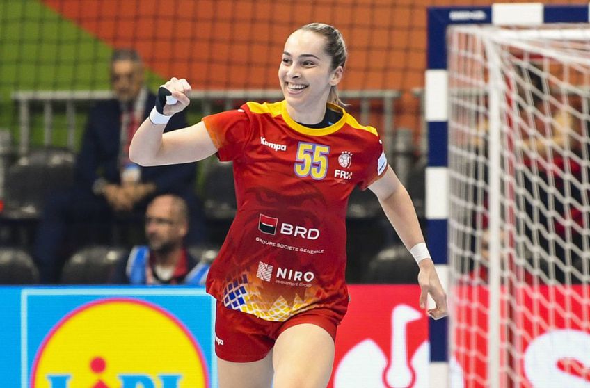 România a învins Cehia, scor 29-28, în primul meci al grupei B de la Campionatul European de handbal feminin. Oana Borș (21 de ani) spune că a trăit cele mai frumoase momente din carieră.