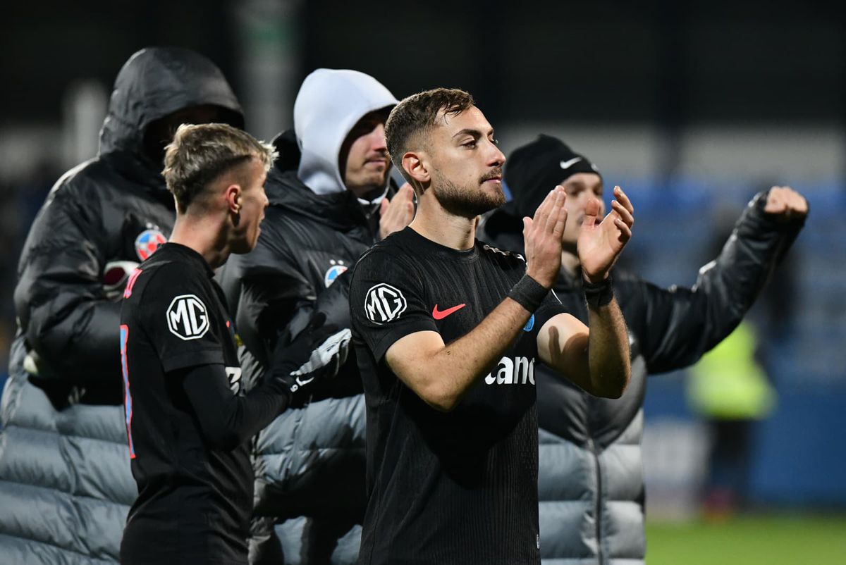 Ce s-a întâmplat pe gazon, imediat după Farul - FCSB » Jucătorii campioanei au sărbătorit cu manele în vestiar