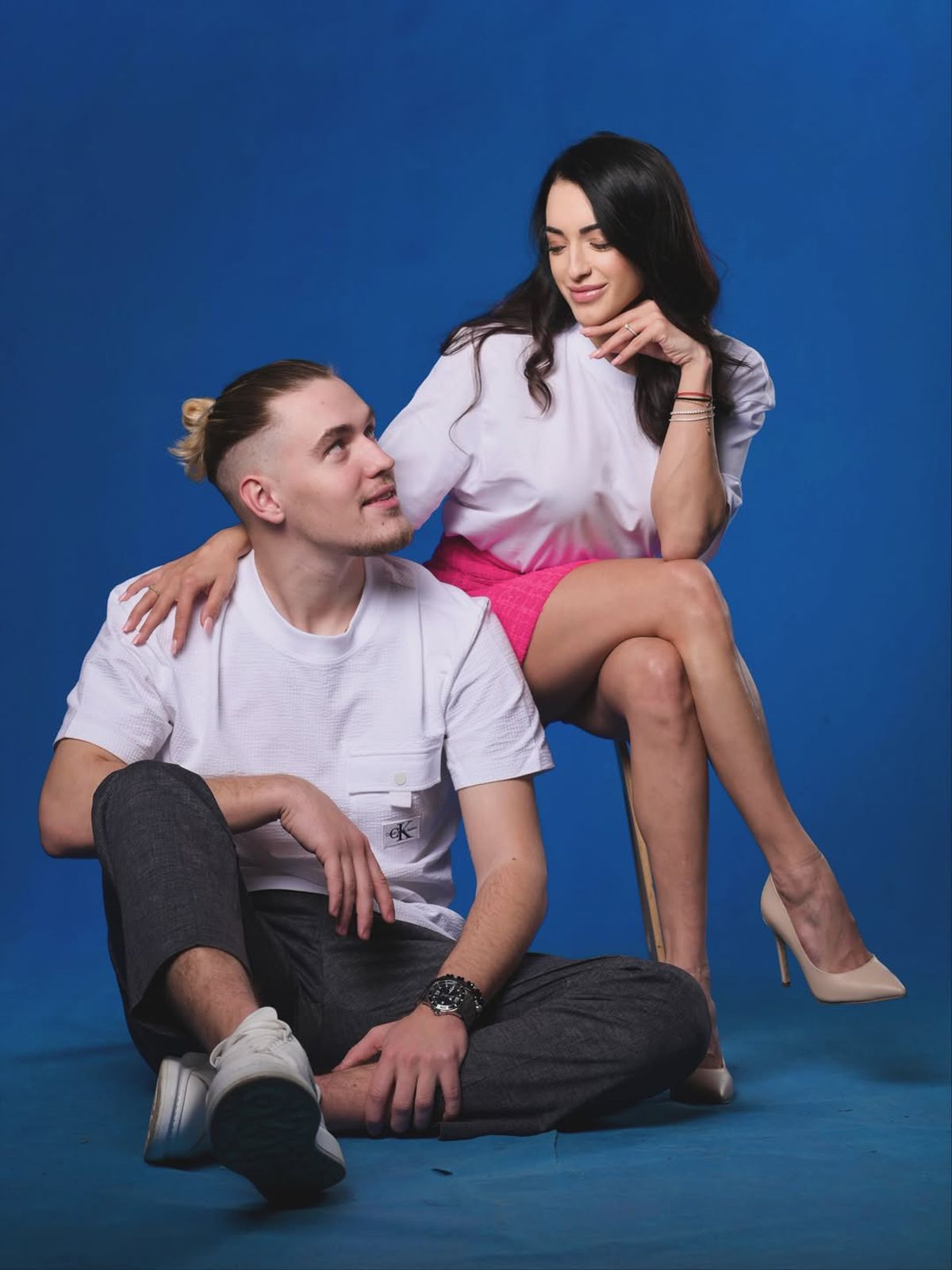 Larisa Iordache și soțul ei, părinți ai unei fetițe