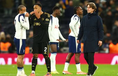 Schimbă Radu Drăgușin din nou antrenorul?! Thomas Frank, „îngropat” de propriul portar