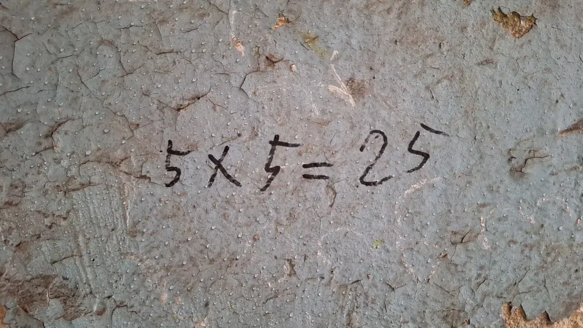 „Apocalipsa lumii fotbalului” » S-au speriat când au intrat pe cel mai terifiant stadion din lume. Încă se joacă meciuri aici