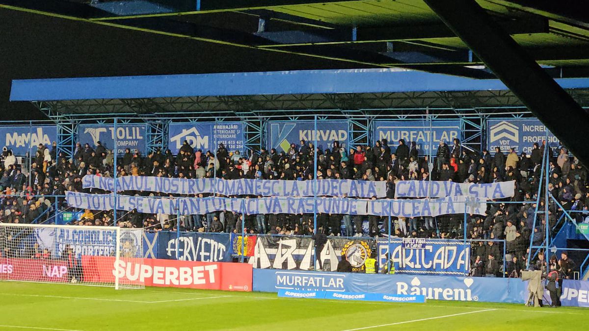 Mesajele afișate de galeria Farului la meciul cu FCSB