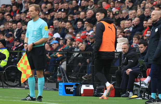 Cu Dennis Man odihnit, PSV s-a distrat în fața lui Volendam » Reporterii GSP au asistat la meci din tribunele Philips Stadion