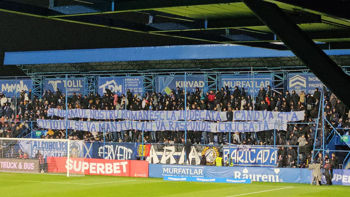 Dezvăluiri incredibile de la Farul - FCSB » Jandarmeria a apelat la ChatGPT pentru a verifica bannerele