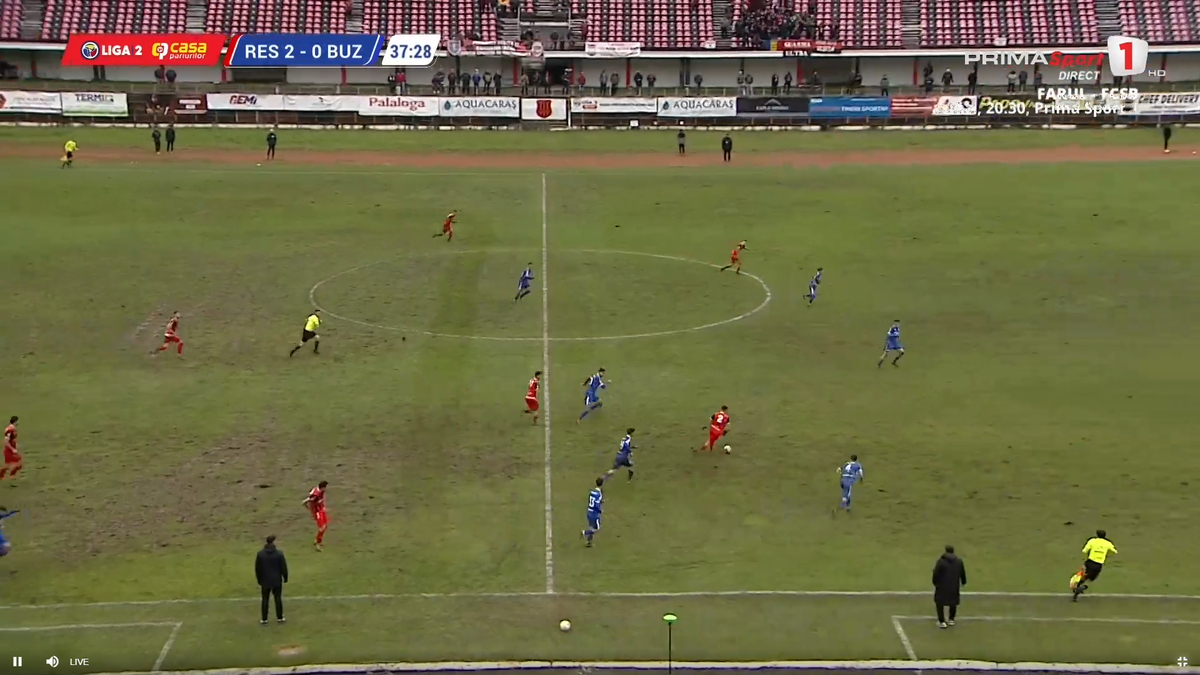 Gazonul de la Reșița - Metalul Buzău, execrabil