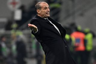 Și Massimiliano Allegri atacă arbitrul: „La naiba, mereu iese scandal cu tine” » De ce nu i s-a dat penalty lui Lazio