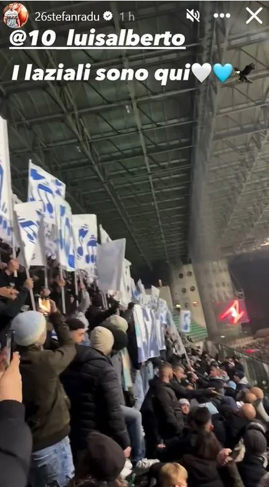 Videoclipul postat de Șetafn Radu pe Instastory înaintea meciului AC Milan - Lazio de pe San Siro Ștefan Radu, nelipsit la meciurile lui Lazio » Cu cine a fost pe San Siro și ce mesaj a distribuit pe Instagram!