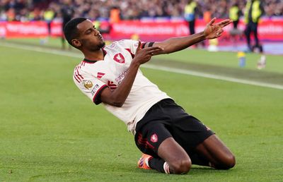 Liverpool se redresează în Premier League cu un succes important în deplasare! Isak a spart gheața pentru „cormorani”