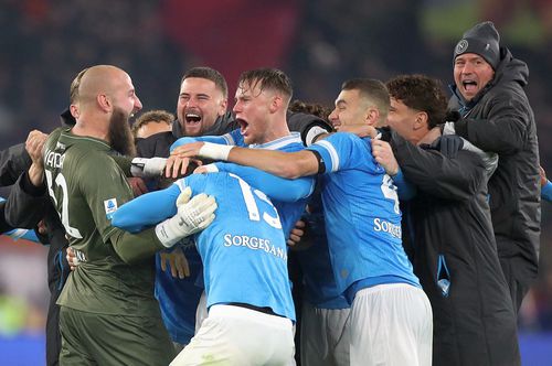 Napoli a câștigat la Roma // foto: Guliver/gettyimages