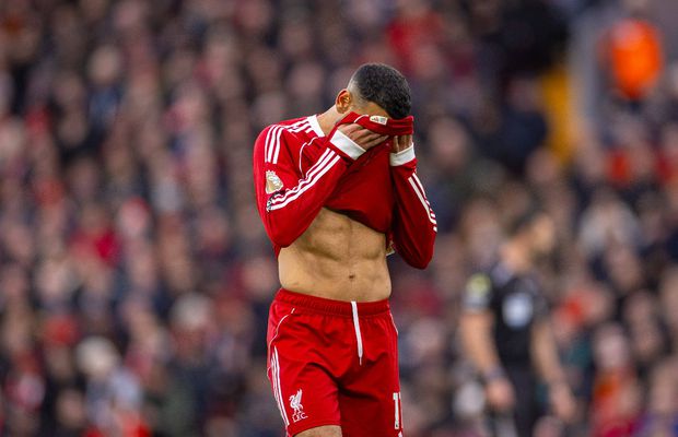 Mutare neașteptată la Liverpool: Salah pe bancă pentru prima dată din aprilie 2024!