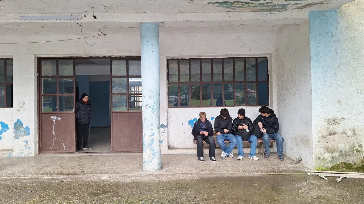 „Apocalipsa lumii fotbalului” » S-au speriat când au intrat pe cel mai terifiant stadion din lume. Încă se joacă meciuri aici