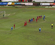 Mai rău ca la amatori » Încă un meci de Liga 2 jucat pe „câmp”: imagini SCANDALOASE
