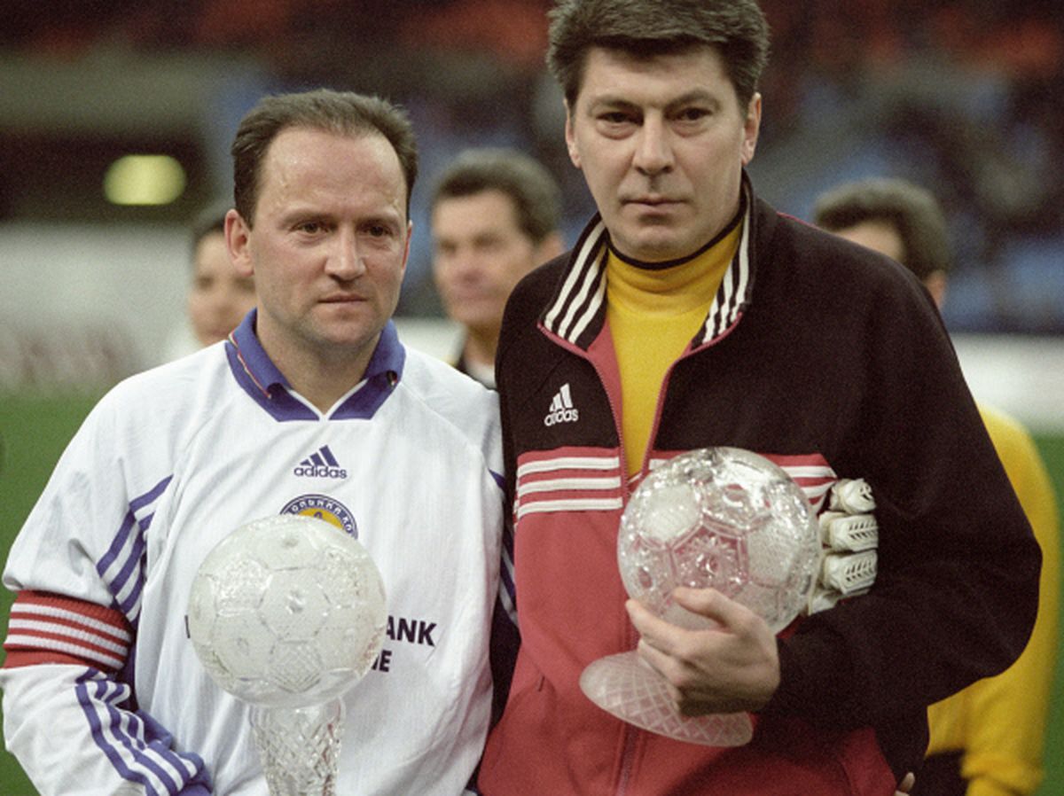 34 de ani de la cel mai scandalos „Balon de Aur”: Belanov pe 1, Duckadam abia pe 8-9!