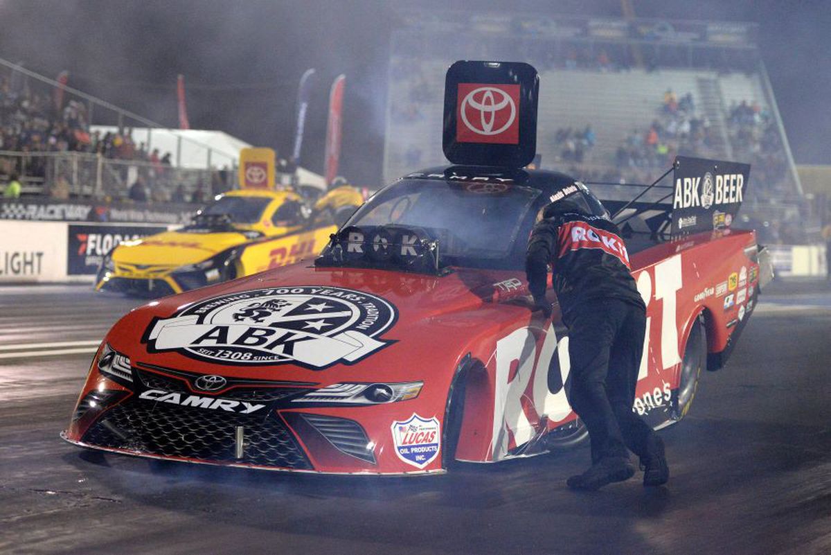 Serena Williams și Maria Sharapova sunt cele mai bogate femei din sport, dar locul 3 este o surpriză absolută! Ce poziție ocupă Simona Halep