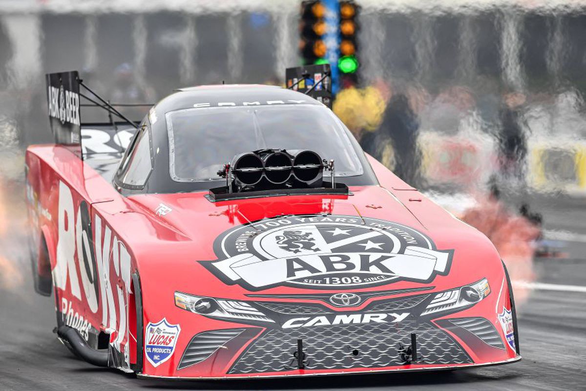 Serena Williams și Maria Sharapova sunt cele mai bogate femei din sport, dar locul 3 este o surpriză absolută! Ce poziție ocupă Simona Halep