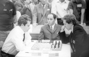 Serial GSP despre șah, după succesul Netflix cu „The Queen’s Gambit” » Episodul 3: Bobby Fischer - Istoria unui erou însingurat: „Povestea adevărată care a inspirat filmul. Să pornim!”