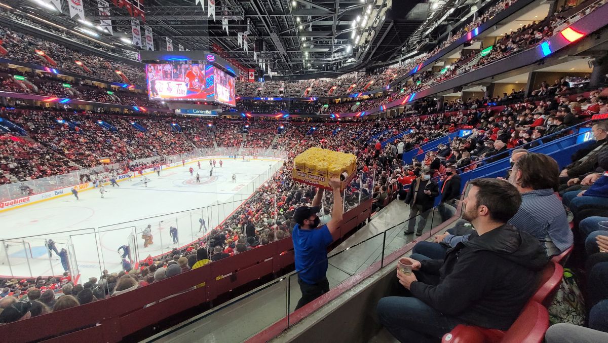 Show, business și religia hochei » GSP a asistat la un meci în NHL: de la „Regina Arenelor”, la prețurile piperate