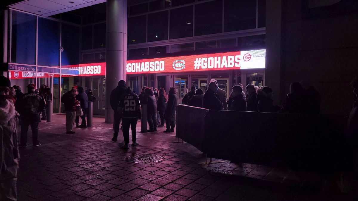 Show, business și religia hochei » GSP a asistat la un meci în NHL: de la „Regina Arenelor”, la prețurile piperate