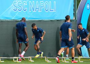 Un stelist a zburat în Italia și se antrenează deja cu Napoli » Reacția oficială: „Sper să îl vedem cât mai des în echipa de start”