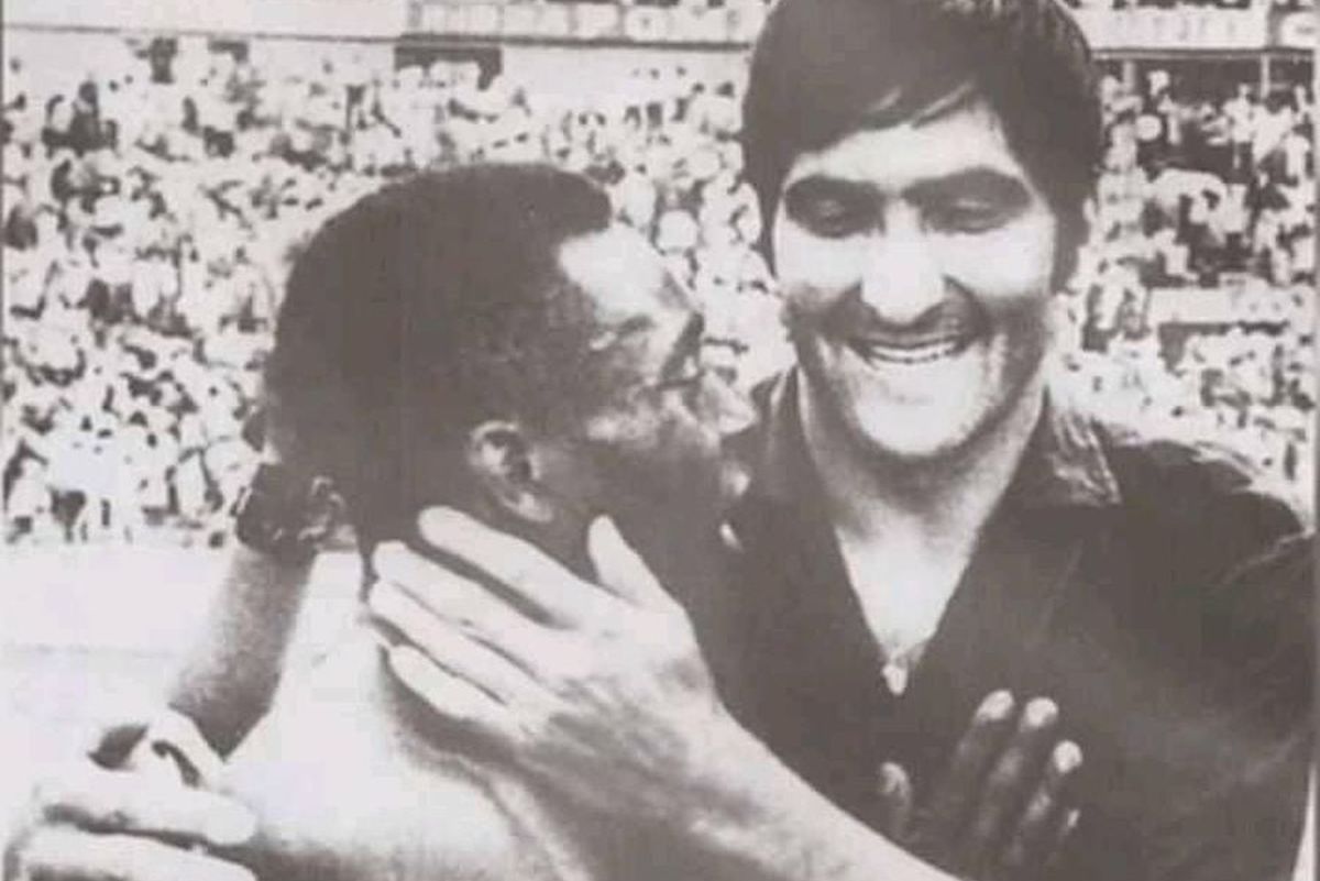 Rică Răducanu, amintiri de la întâlnirea cu Pele: „Am băut o bere, a spus că vrea să mă cunoască. Mai vorbeam și de-o gagică, eram tineri”