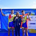 Elisabetă Lipă alături de campionii mondiali Marius Cozmiuc și Sergiu Bejan FOTO Cristi Preda