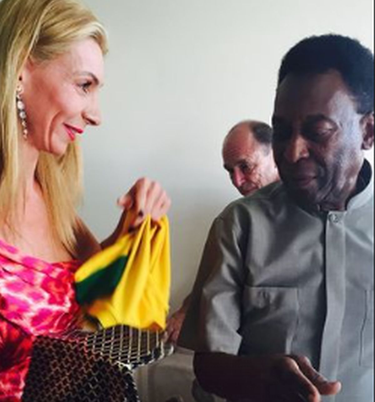 Poveștile memorabile ale voleibalistei Cristina Pîrv cu marele Pelé: „I-am dus pălincă din Transilvania. Spunea: «Vai, ce blonde faine sunt prin România, trebuie să vin și eu»”