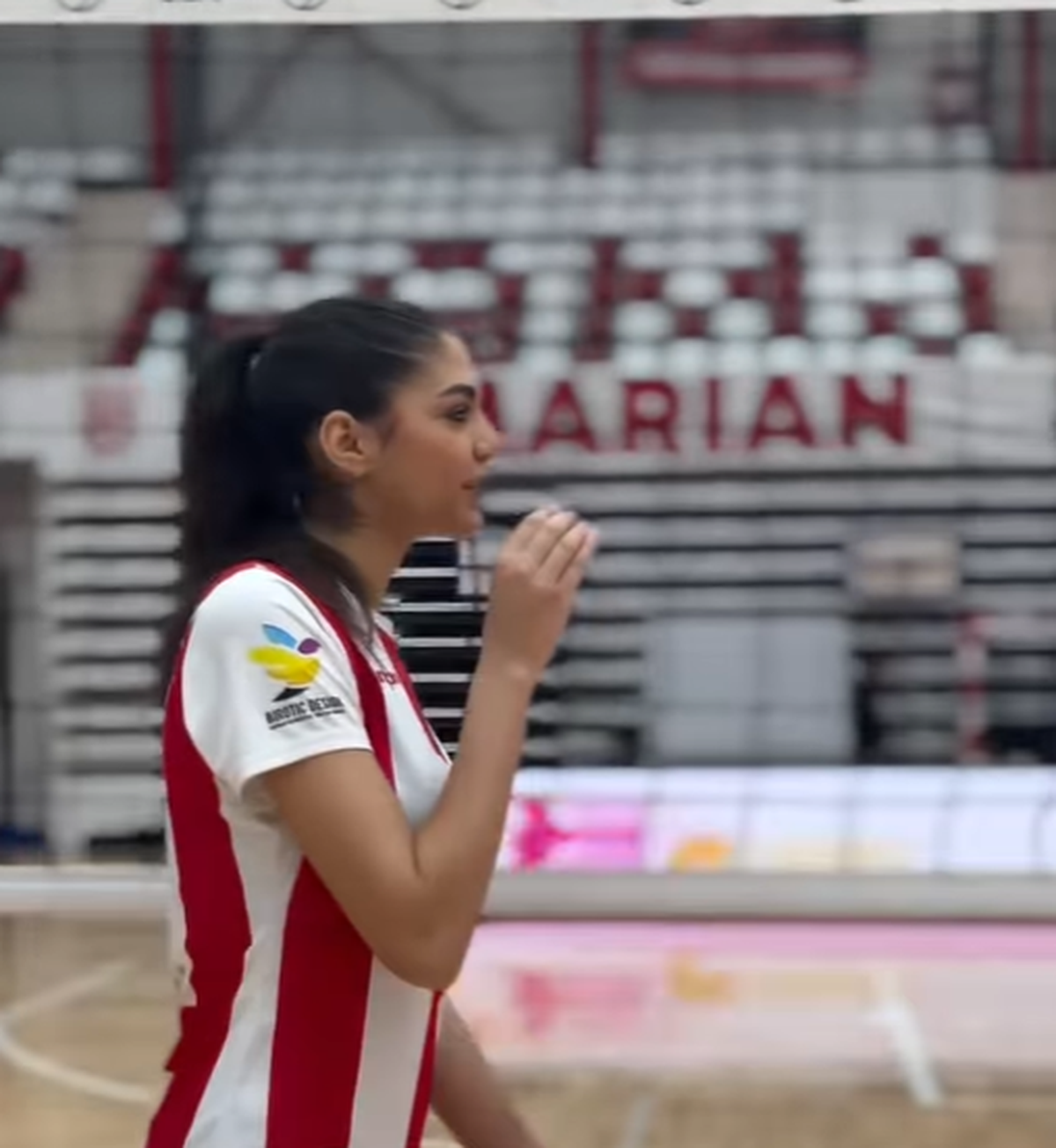 Voleibalistele dinamoviste, protagonistele unui videoclip inedit direct din sală: „Joc la Dinamo, normal că...”