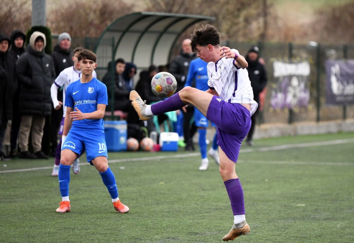 #Pasiune Pură | Andrei Dinu, debutant la 16 ani la FC Argeș: o nouă mare promisiune pe meleagurile mereu fertile din Trivale