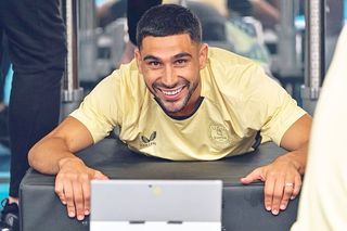 Incredibil: a luat peste picior clubul din Premier League de care aparține