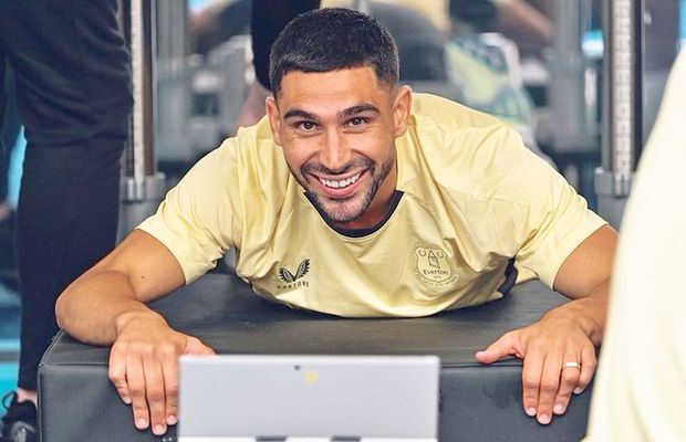 Incredibil: a luat peste picior clubul din Premier League de care aparține