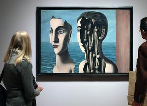 Suprarealistul René Magritte a pictat lumi paralele și a fost captivat toată viața de un sport anume: „Orice mutare trebuie să spună o poveste, altfel e mort”