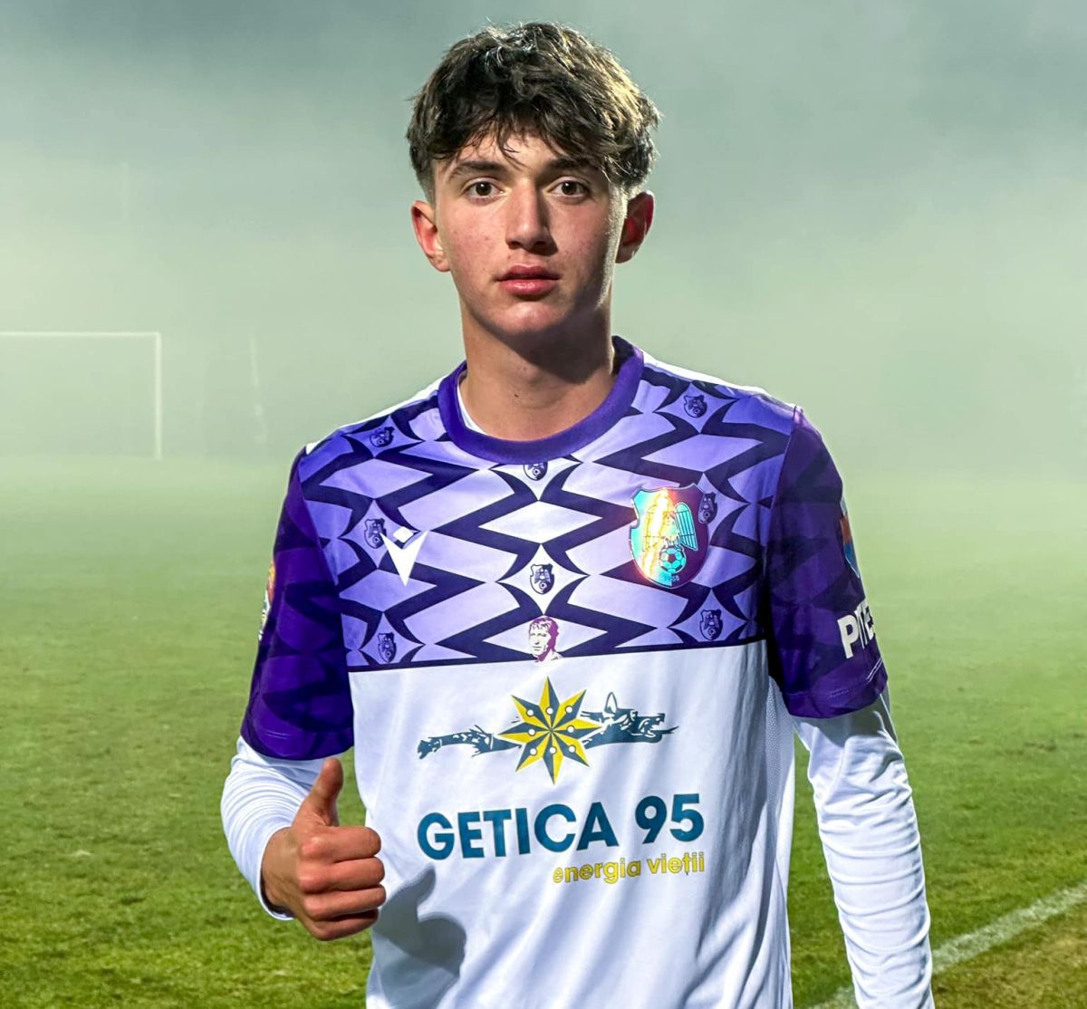 #Pasiune Pură | Andrei Dinu, debutant la 16 ani la FC Argeș: o nouă mare promisiune pe meleagurile mereu fertile din Trivale