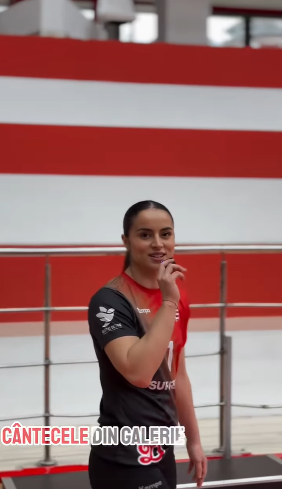 Voleibalistele dinamoviste, protagonistele unui videoclip inedit direct din sală: „Joc la Dinamo, normal că...”